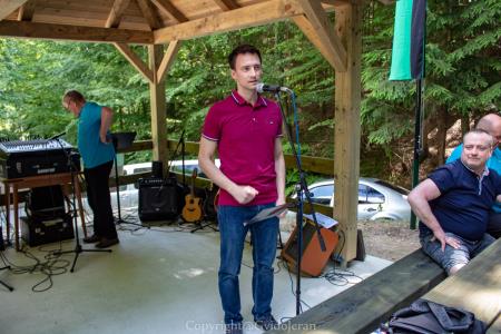 Odprtje prireditvenega prostora na Zavratih 1